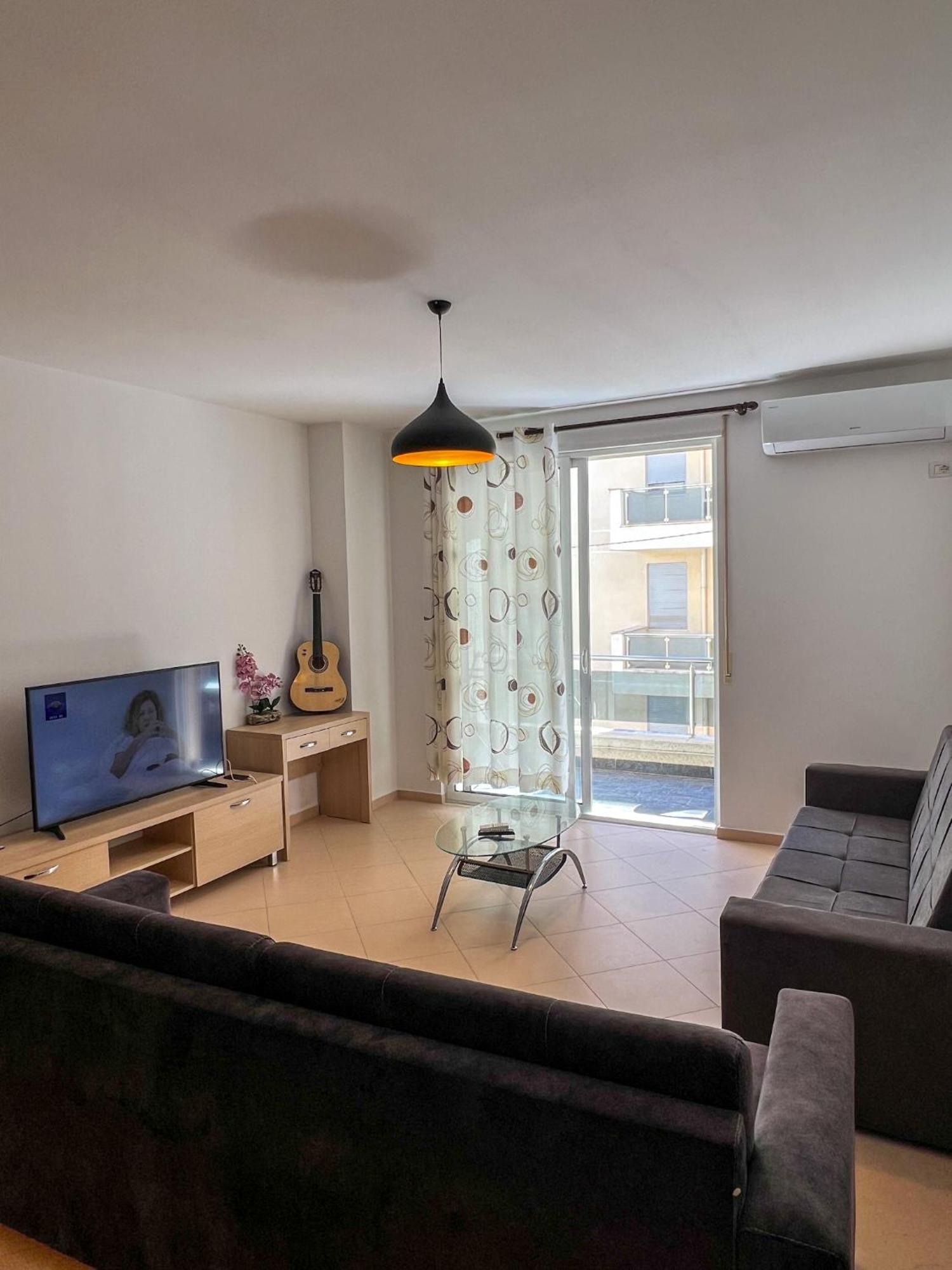 Sea View Apartments Dıraç Dış mekan fotoğraf