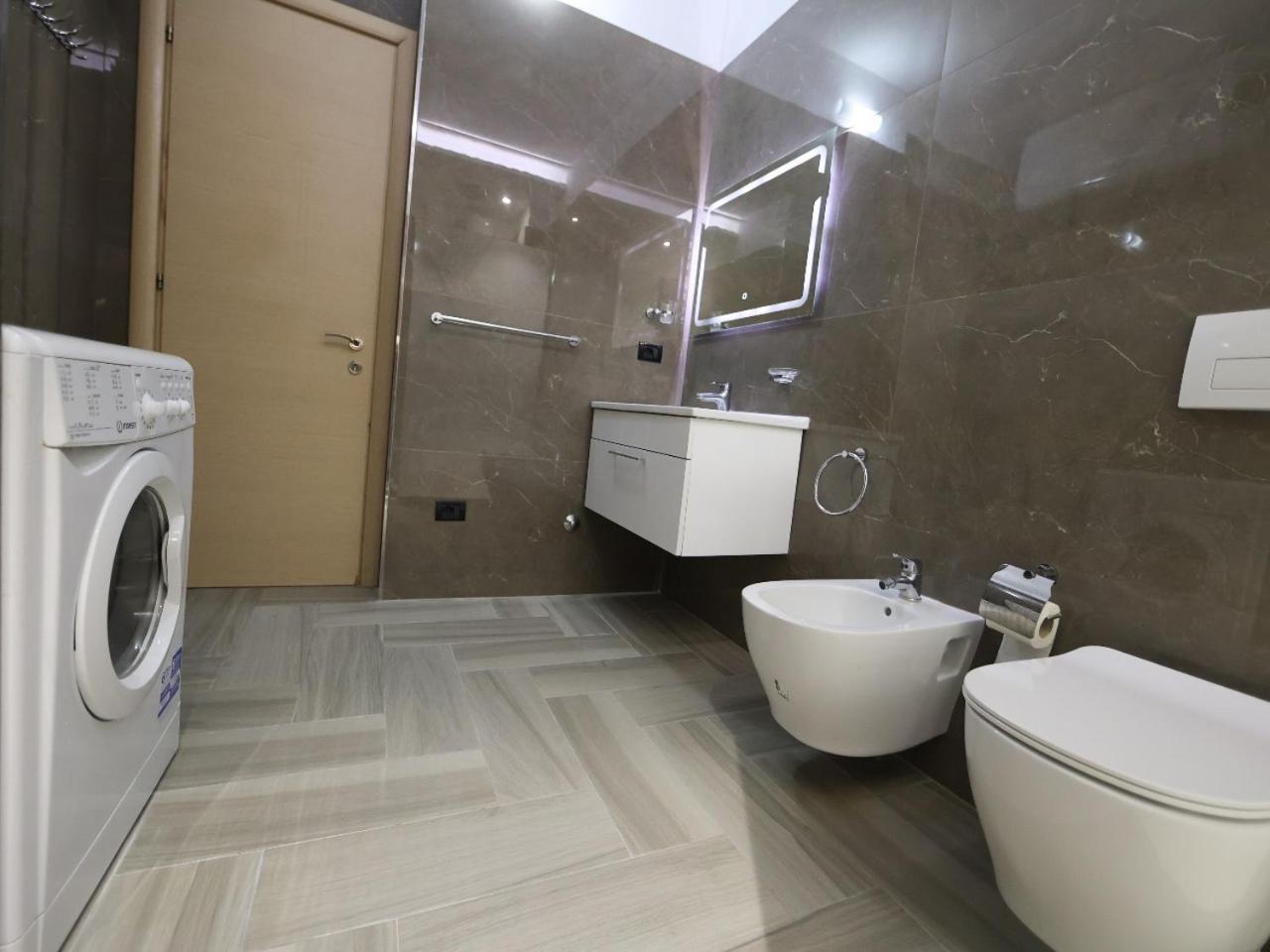 Sea View Apartments Dıraç Dış mekan fotoğraf