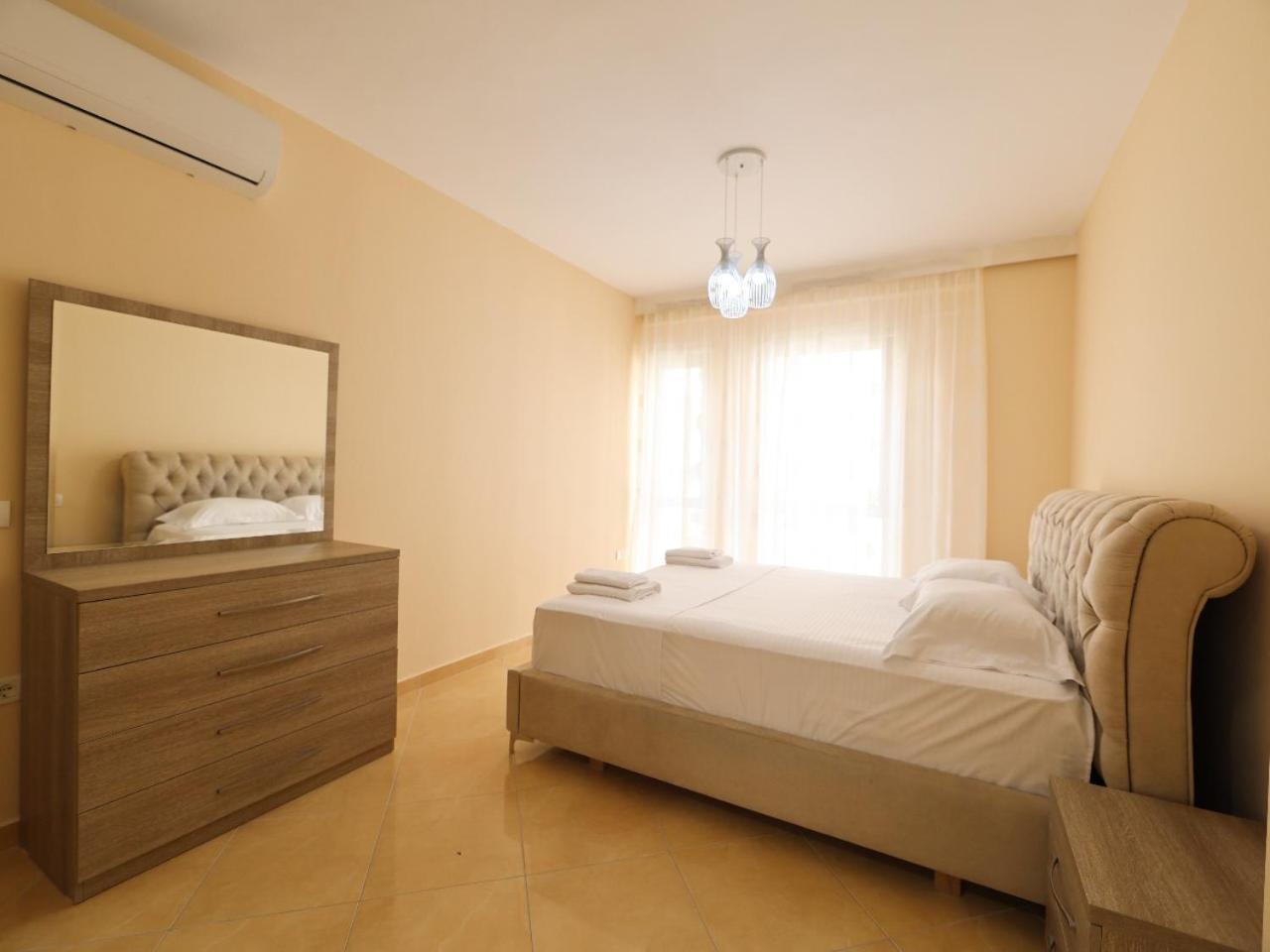 Sea View Apartments Dıraç Dış mekan fotoğraf