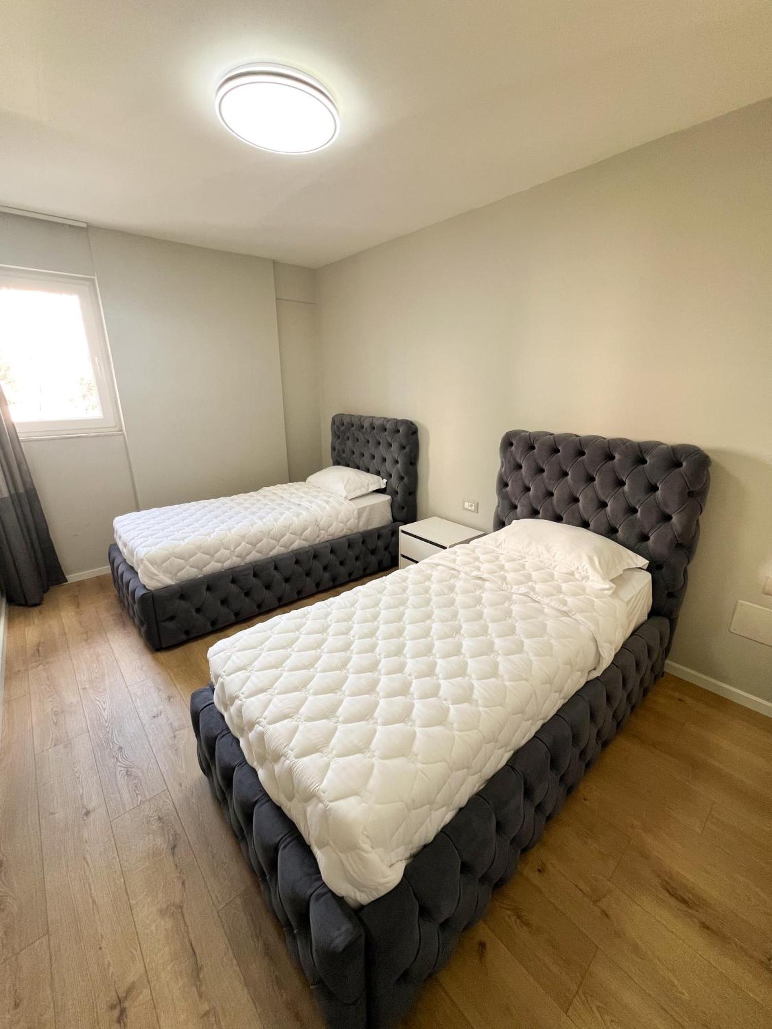 Sea View Apartments Dıraç Dış mekan fotoğraf