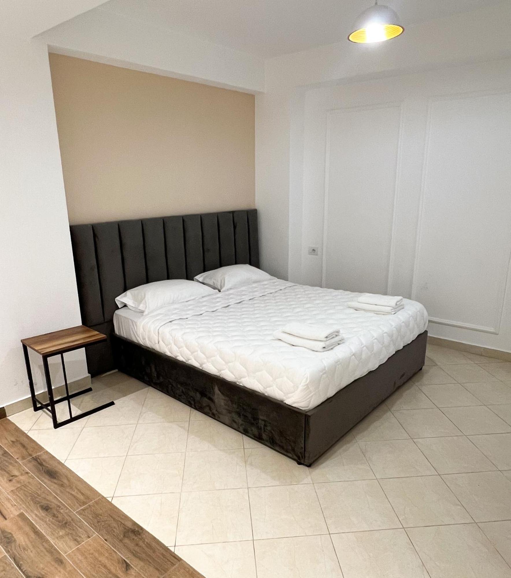 Sea View Apartments Dıraç Dış mekan fotoğraf